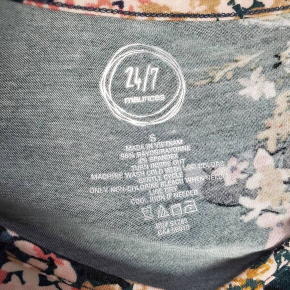 Maurices 24/7 Women’s Top S Teal Pink Floral Print Short Sleeve Tee - Picture 6 of 7